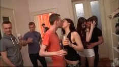 Jouer Le feste di sesso di gruppo più brutali, collage incredibili