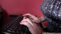 Play Rub this young woman's pussy as much as needed
