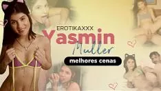 Reproduzir Dupla penetração na bunda de uma jovem linda e magra que concorda em fazer sexo