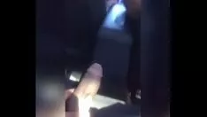 تشغيل يقوم الأب بممارسة الجنس مع حفيدته ويخرج الديك ويمنحها اللسان