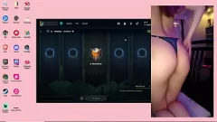Redare Streamer argentinian amator devine în aer liber în aer liber în timp ce joacă League of Legends